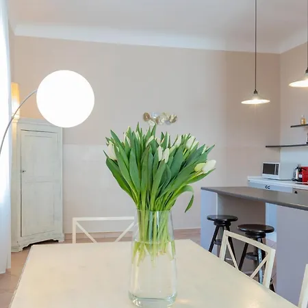 Retreats Navigli Appartement *
