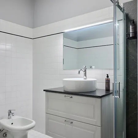 Retreats Navigli Apartament
