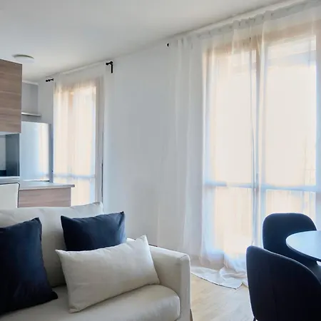 Apartament Retreats Navigli *